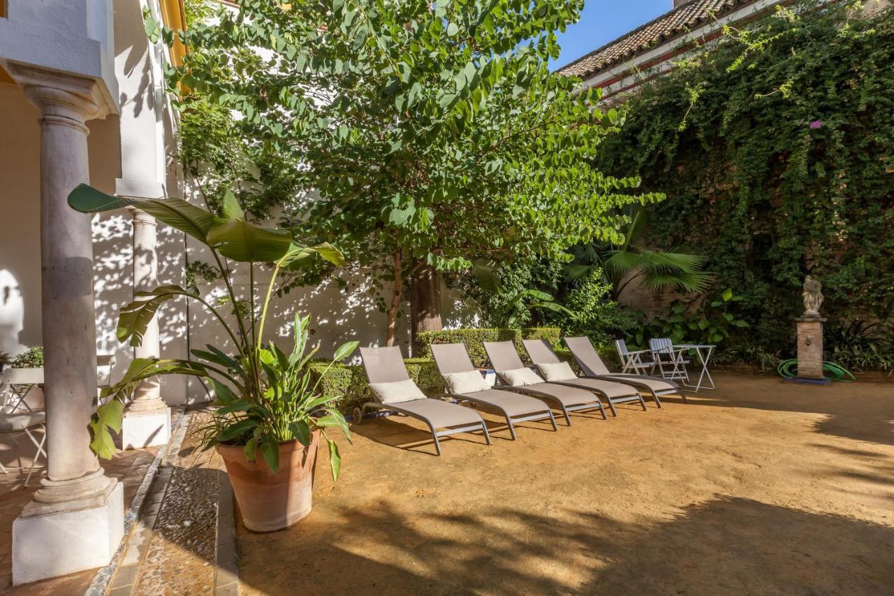 Villa Elvira, Exclusive Pool And Gardens In The Heart Of Sevilla Exterior foto